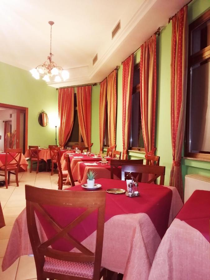 Hotel Azzurra Salsomaggiore Terme Εξωτερικό φωτογραφία